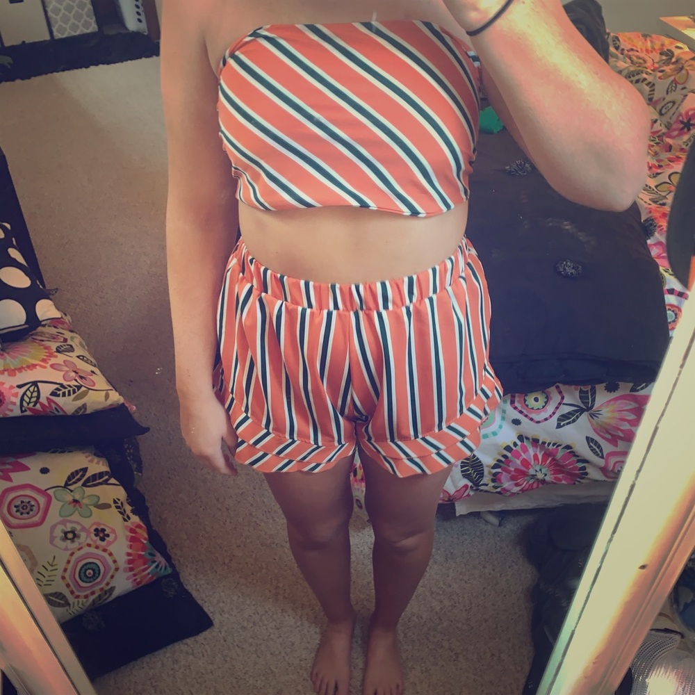 Two piece set